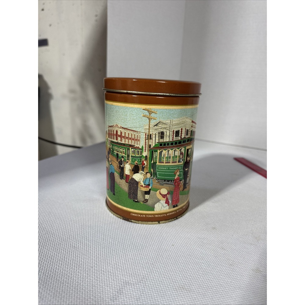 Vintage - 1992 Hershey Hometown‎ Series Tin #8 "Chocolate Town Trolleys 1920"
